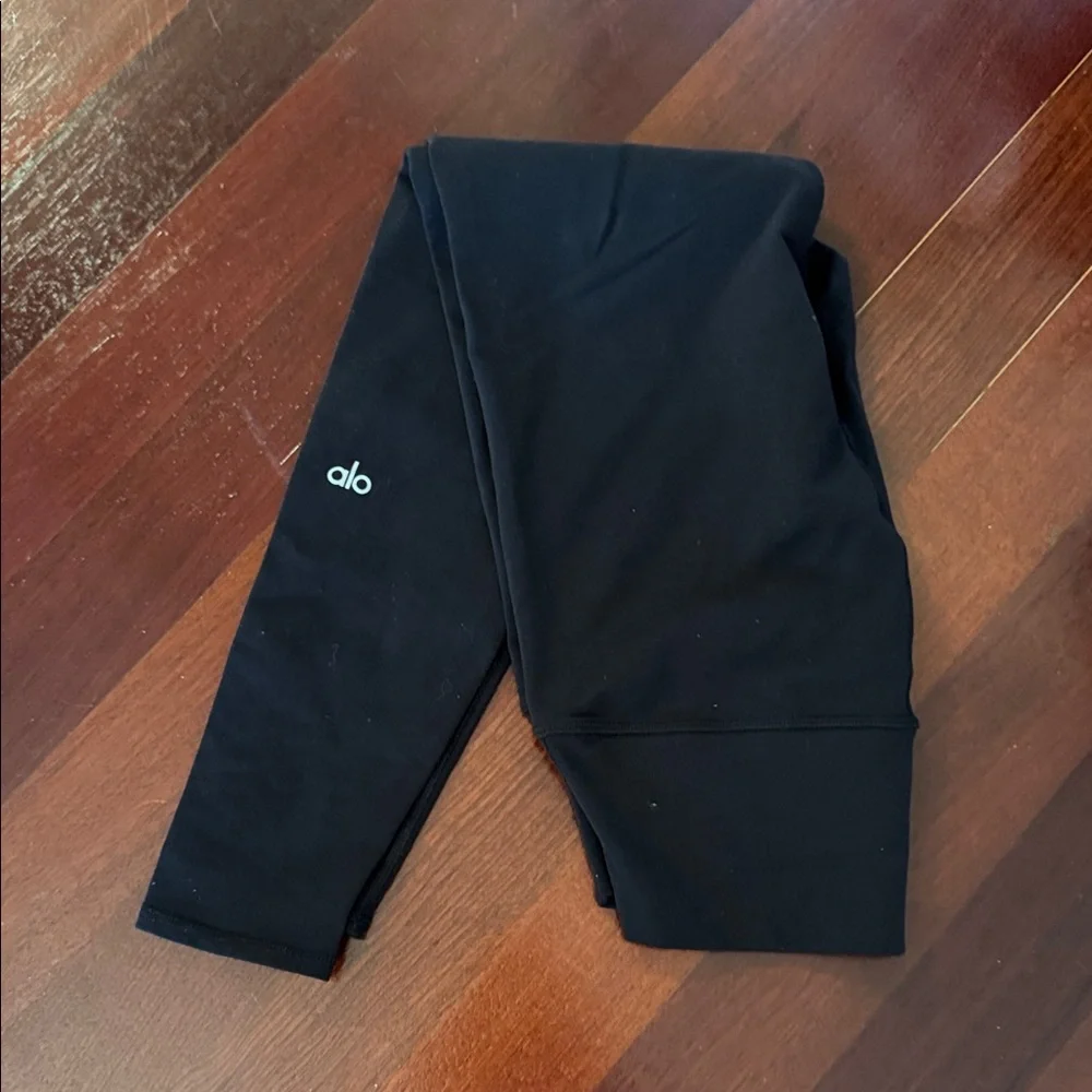 ALO Yoga Black 7/8 High-Waist Airbrush Leggings size M - Picture 4 of 7